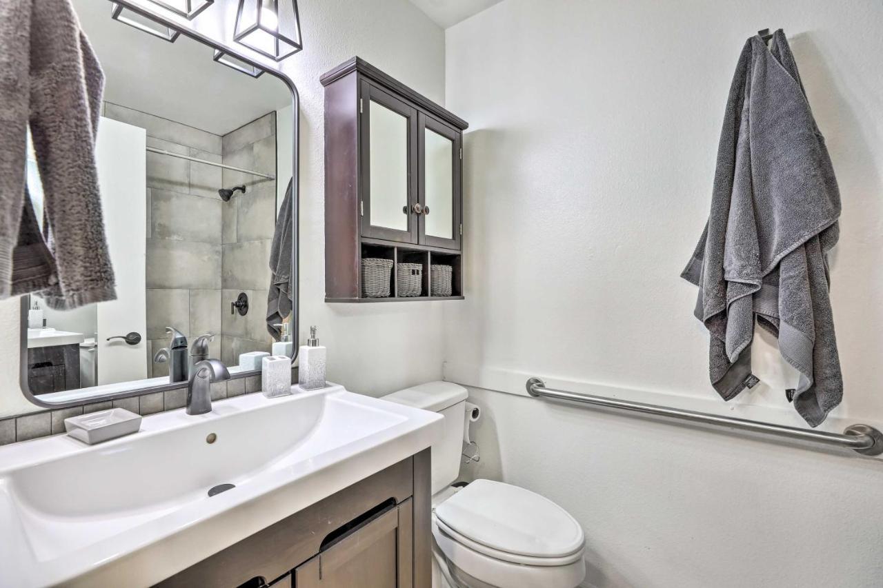 Renovated Chandler Townhome Walk To Downtown 外观 照片